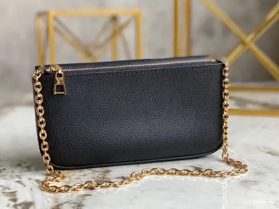 Vuitton pouch Lockme Louis 0516